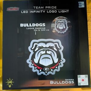 Georgia Bulldogs LED Infinity Logo Light - Collegiate Licensed